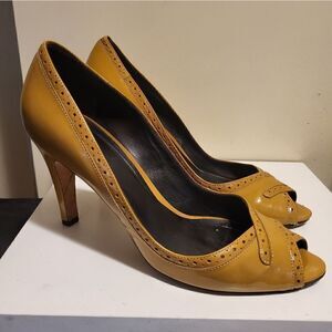 Faconnable Mustard Patent All Leather Peep Toe Pumps sz.8 Ret $198 Made in Italy